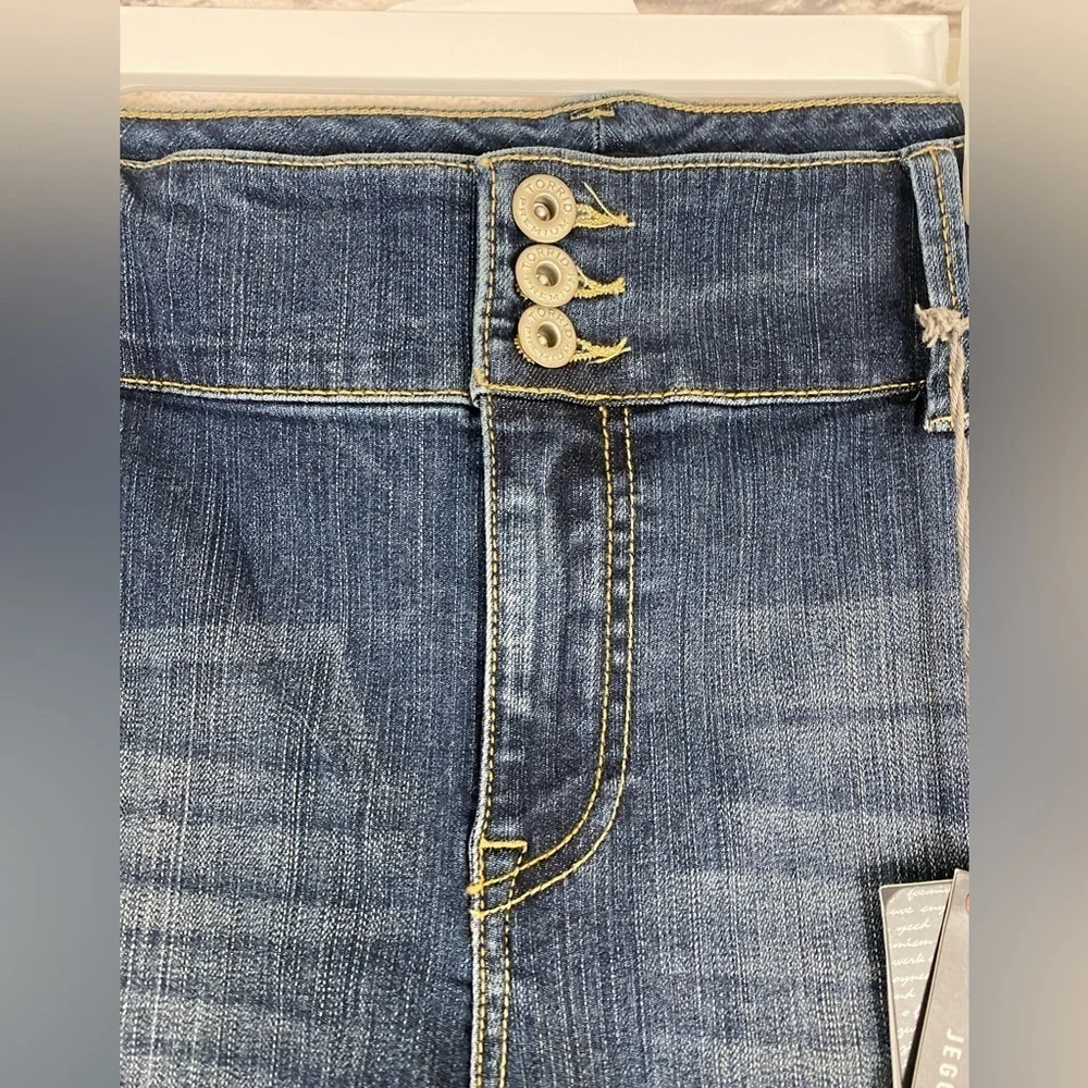 Torrid Denim Skinny High Waisted Jeggings size 24 - Picture 12 of 12